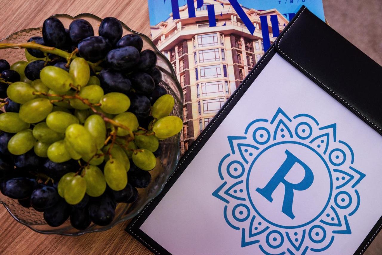 Rayan Hotel Oš Esterno foto