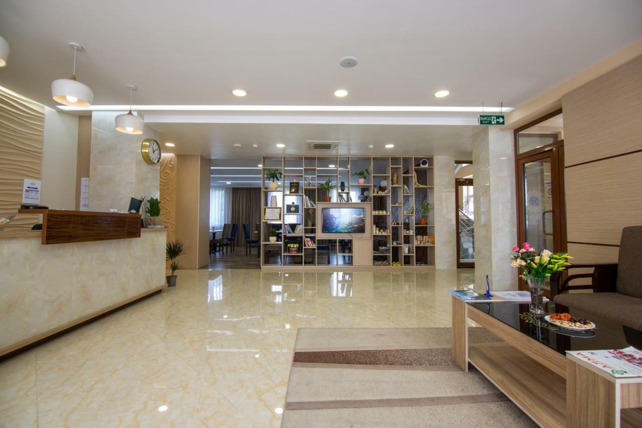 Rayan Hotel Oš Esterno foto